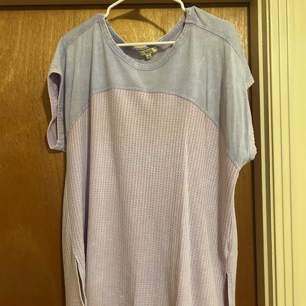 Women's Lavender Top
